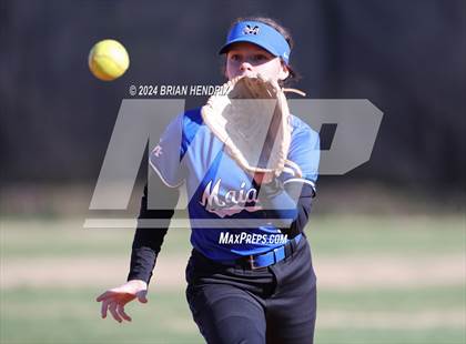Thumbnail 3 in Maiden @ Bunker Hill photogallery.