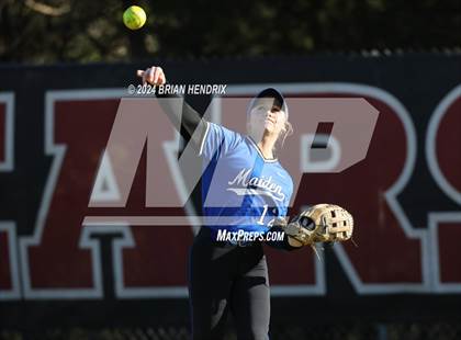 Thumbnail 3 in Maiden @ Bunker Hill photogallery.