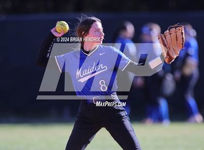 Thumbnail 3 in Maiden @ Bunker Hill photogallery.