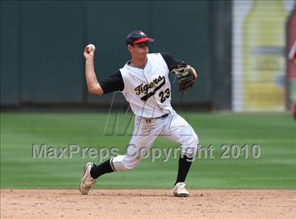 Thumbnail 2 in THSBA All-Stars 1A-3A (North vs South) photogallery.
