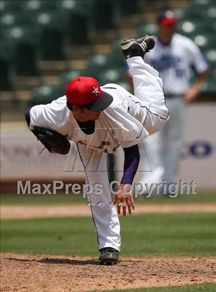Thumbnail 2 in THSBA All-Stars 1A-3A (North vs South) photogallery.