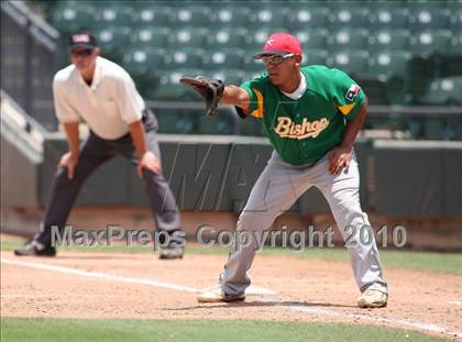 Thumbnail 2 in THSBA All-Stars 1A-3A (North vs South) photogallery.