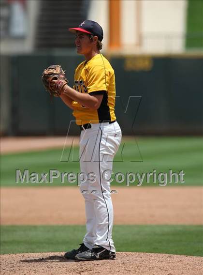 Thumbnail 1 in THSBA All-Stars 1A-3A (North vs South) photogallery.