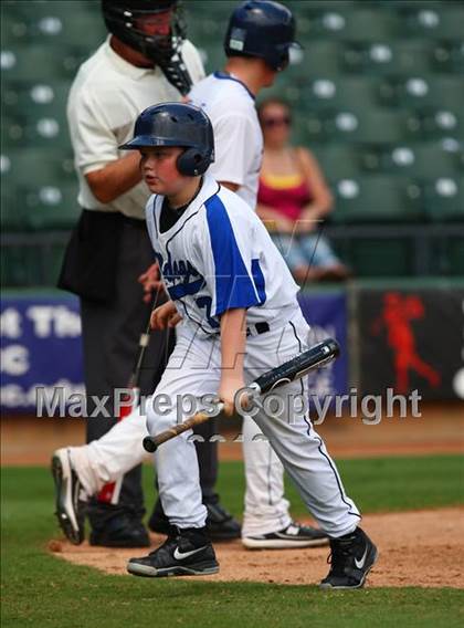 Thumbnail 2 in THSBA All-Stars 1A-3A (North vs South) photogallery.