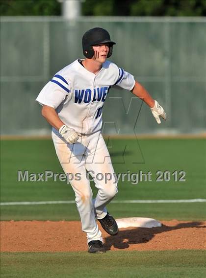 Thumbnail 2 in Wolfe City vs. Trenton (UIL 1A Region 2 Quarterfinal Playoff) photogallery.