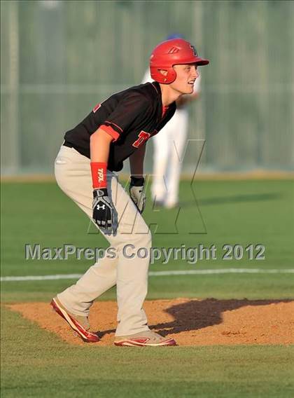 Thumbnail 2 in Wolfe City vs. Trenton (UIL 1A Region 2 Quarterfinal Playoff) photogallery.