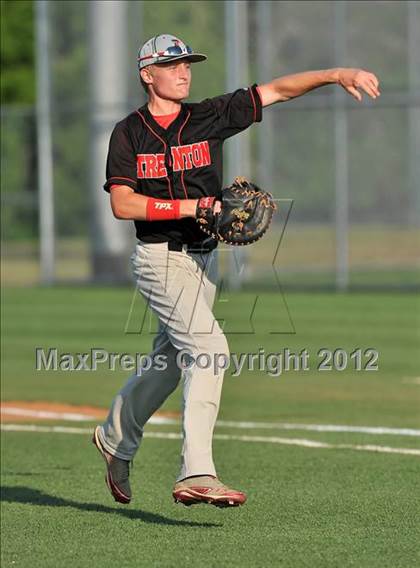 Thumbnail 1 in Wolfe City vs. Trenton (UIL 1A Region 2 Quarterfinal Playoff) photogallery.