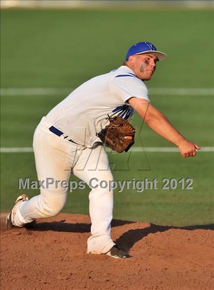 Thumbnail 1 in Wolfe City vs. Trenton (UIL 1A Region 2 Quarterfinal Playoff) photogallery.
