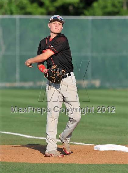 Thumbnail 1 in Wolfe City vs. Trenton (UIL 1A Region 2 Quarterfinal Playoff) photogallery.