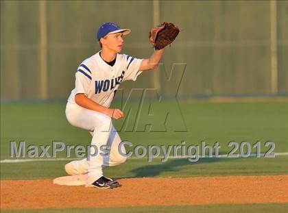 Thumbnail 3 in Wolfe City vs. Trenton (UIL 1A Region 2 Quarterfinal Playoff) photogallery.