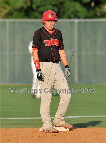 Thumbnail 3 in Wolfe City vs. Trenton (UIL 1A Region 2 Quarterfinal Playoff) photogallery.