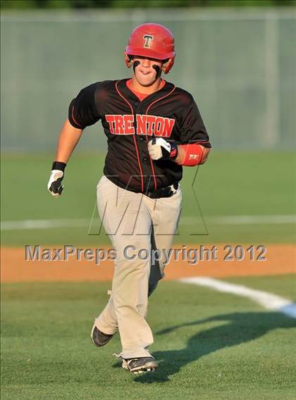 Thumbnail 2 in Wolfe City vs. Trenton (UIL 1A Region 2 Quarterfinal Playoff) photogallery.