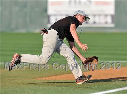 Thumbnail 3 in Wolfe City vs. Trenton (UIL 1A Region 2 Quarterfinal Playoff) photogallery.