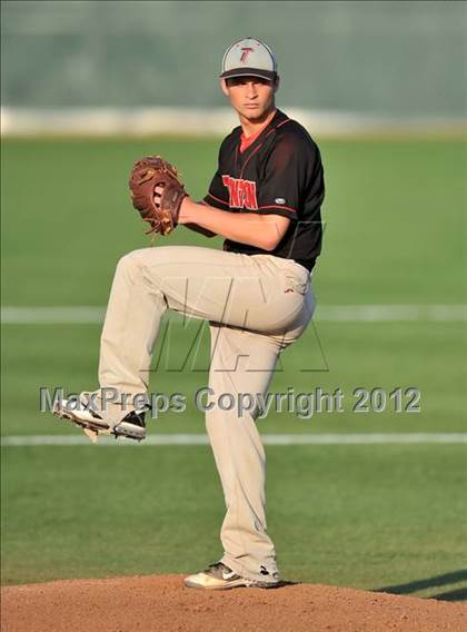 Thumbnail 1 in Wolfe City vs. Trenton (UIL 1A Region 2 Quarterfinal Playoff) photogallery.