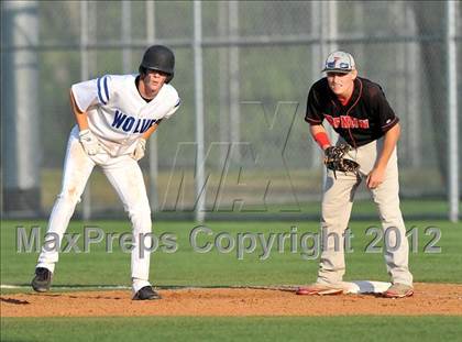 Thumbnail 3 in Wolfe City vs. Trenton (UIL 1A Region 2 Quarterfinal Playoff) photogallery.