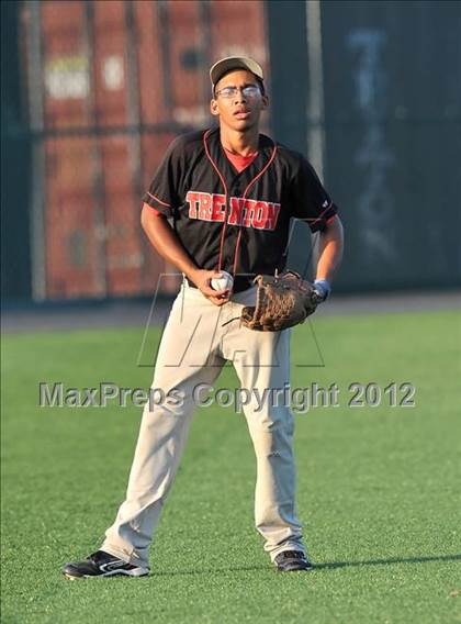 Thumbnail 2 in Wolfe City vs. Trenton (UIL 1A Region 2 Quarterfinal Playoff) photogallery.