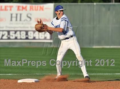 Thumbnail 2 in Wolfe City vs. Trenton (UIL 1A Region 2 Quarterfinal Playoff) photogallery.