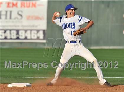 Thumbnail 1 in Wolfe City vs. Trenton (UIL 1A Region 2 Quarterfinal Playoff) photogallery.