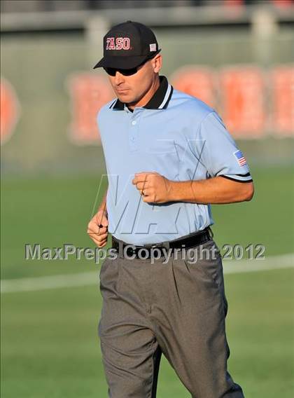 Thumbnail 3 in Wolfe City vs. Trenton (UIL 1A Region 2 Quarterfinal Playoff) photogallery.