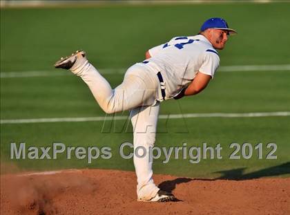 Thumbnail 2 in Wolfe City vs. Trenton (UIL 1A Region 2 Quarterfinal Playoff) photogallery.