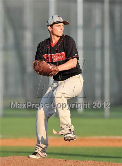 Thumbnail 3 in Wolfe City vs. Trenton (UIL 1A Region 2 Quarterfinal Playoff) photogallery.