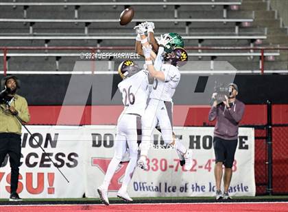 Thumbnail 3 in Walsh Jesuit @ Ursuline photogallery.
