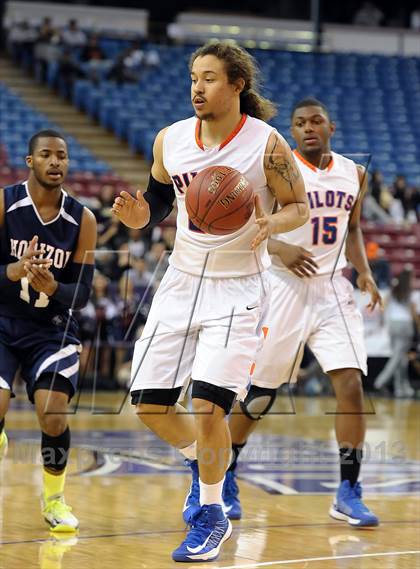 Thumbnail 2 in Horizon vs. St. Joseph Notre Dame (CIF State D5 Final) photogallery.