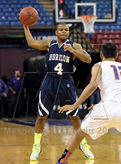 Thumbnail 2 in Horizon vs. St. Joseph Notre Dame (CIF State D5 Final) photogallery.