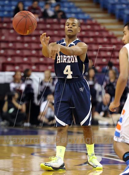 Thumbnail 1 in Horizon vs. St. Joseph Notre Dame (CIF State D5 Final) photogallery.