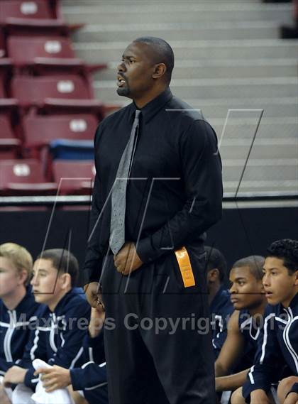 Thumbnail 3 in Horizon vs. St. Joseph Notre Dame (CIF State D5 Final) photogallery.