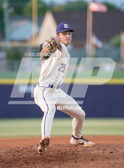 Thumbnail 1 in Madison Central vs. DeSoto Central photogallery.