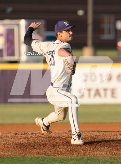 Thumbnail 1 in Madison Central vs. DeSoto Central photogallery.