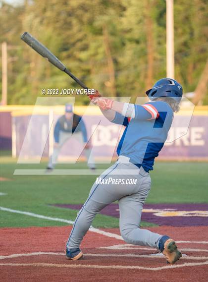 Thumbnail 2 in Madison Central vs. DeSoto Central photogallery.