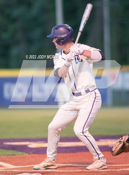 Thumbnail 2 in Madison Central vs. DeSoto Central photogallery.