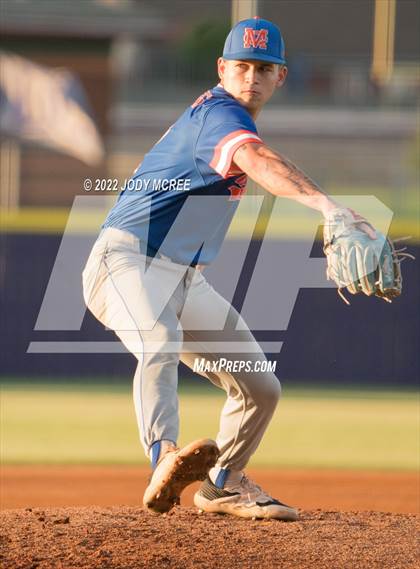 Thumbnail 2 in Madison Central vs. DeSoto Central photogallery.