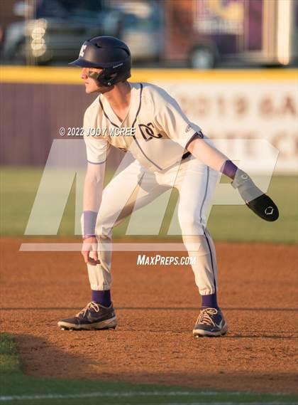 Thumbnail 2 in Madison Central vs. DeSoto Central photogallery.