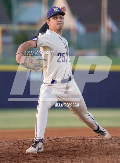 Thumbnail 2 in Madison Central vs. DeSoto Central photogallery.