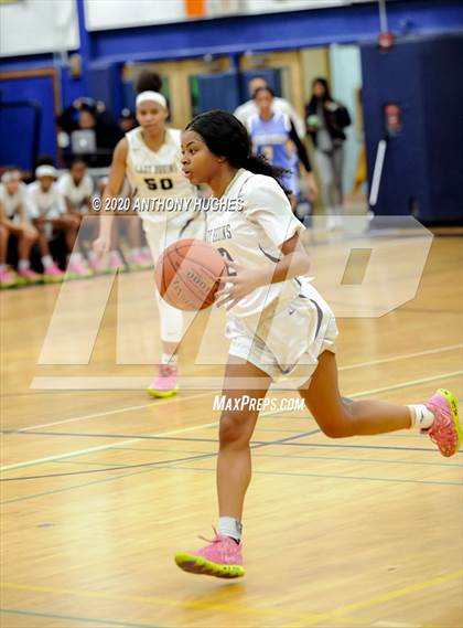 Thumbnail 2 in Baldwin @ East Meadow (Section VIII Class AA Quarterfinal Playoff) photogallery.
