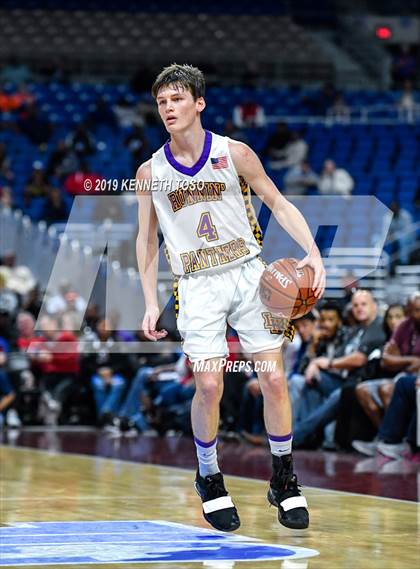 Thumbnail 2 in Liberty Hill vs. Oak Cliff Faith Family Academy (UIL 4A Final) photogallery.