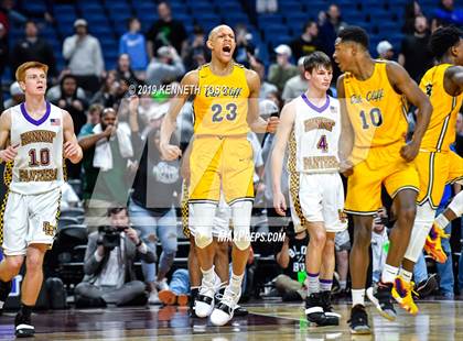 Thumbnail 2 in Liberty Hill vs. Oak Cliff Faith Family Academy (UIL 4A Final) photogallery.