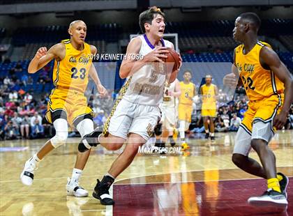 Thumbnail 2 in Liberty Hill vs. Oak Cliff Faith Family Academy (UIL 4A Final) photogallery.