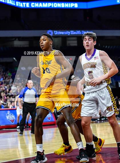 Thumbnail 3 in Liberty Hill vs. Oak Cliff Faith Family Academy (UIL 4A Final) photogallery.