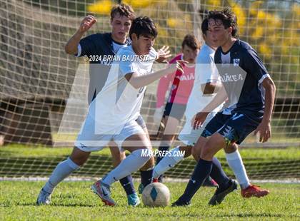 Thumbnail 3 in Waiakea vs. Punahou (HHSAA Division 1 Quarterfinal) photogallery.