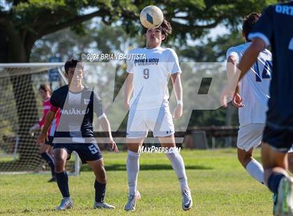 Thumbnail 3 in Waiakea vs. Punahou (HHSAA Division 1 Quarterfinal) photogallery.