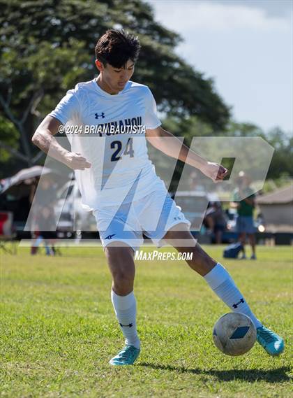 Thumbnail 2 in Waiakea vs. Punahou (HHSAA Division 1 Quarterfinal) photogallery.