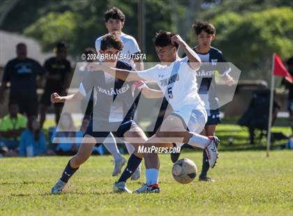Thumbnail 2 in Waiakea vs. Punahou (HHSAA Division 1 Quarterfinal) photogallery.
