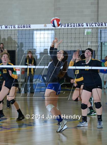 Thumbnail 1 in Alta Loma vs. Sonora (CIF State D4 Final) photogallery.