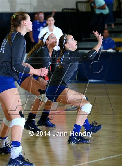 Thumbnail 1 in Alta Loma vs. Sonora (CIF State D4 Final) photogallery.