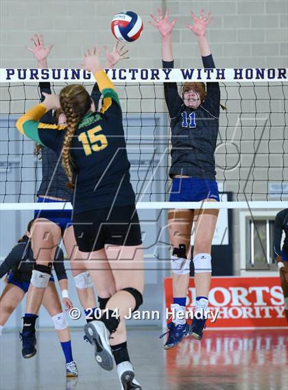Thumbnail 1 in Alta Loma vs. Sonora (CIF State D4 Final) photogallery.
