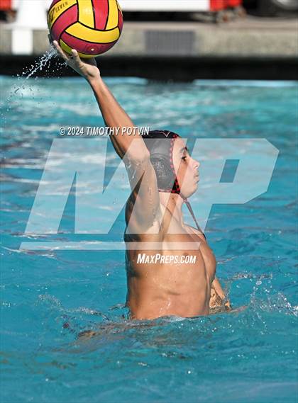 Thumbnail 1 in Paloma Valley vs Elsinore photogallery.